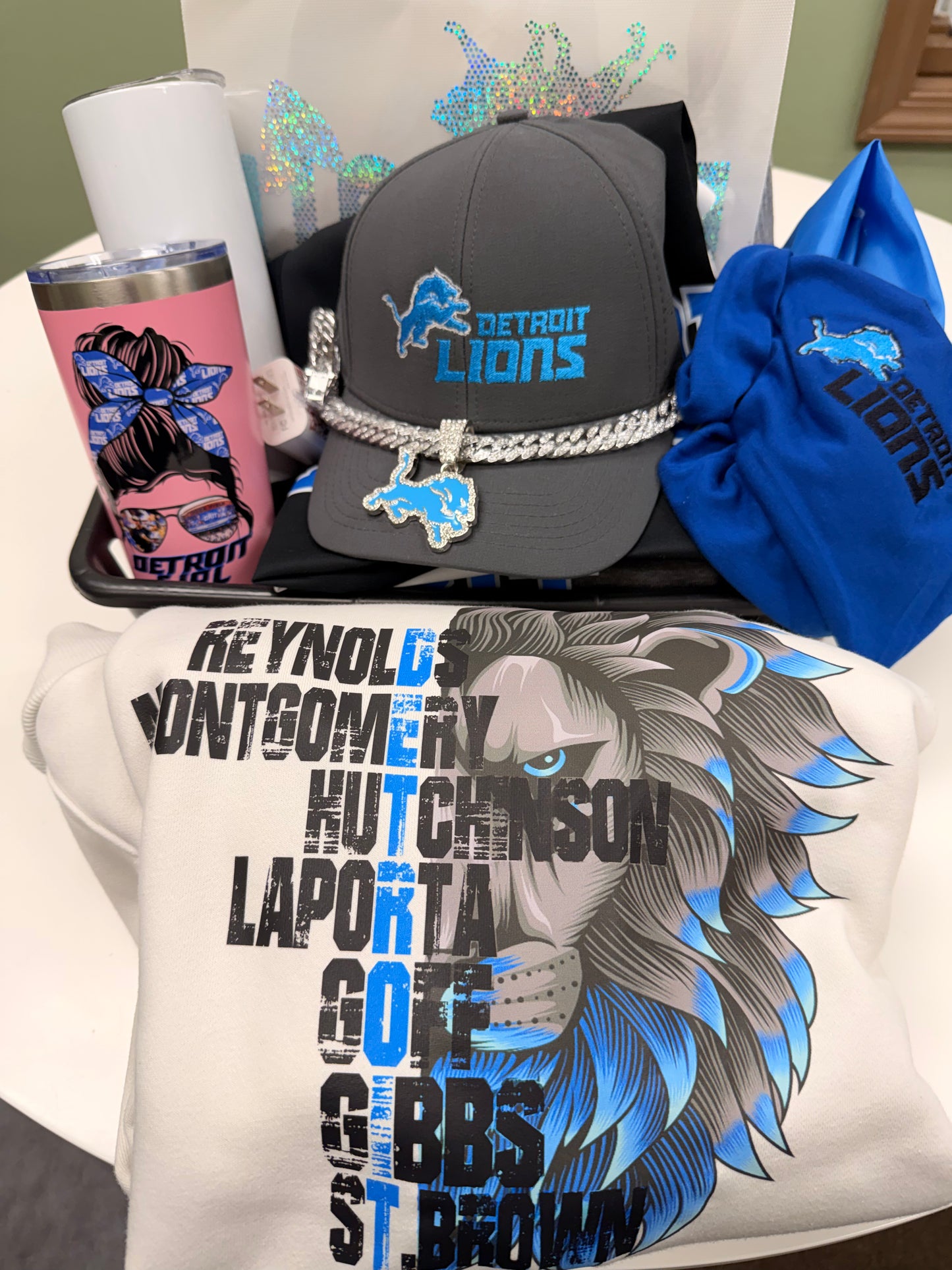 Gritty Basket Give away retail value 250-500